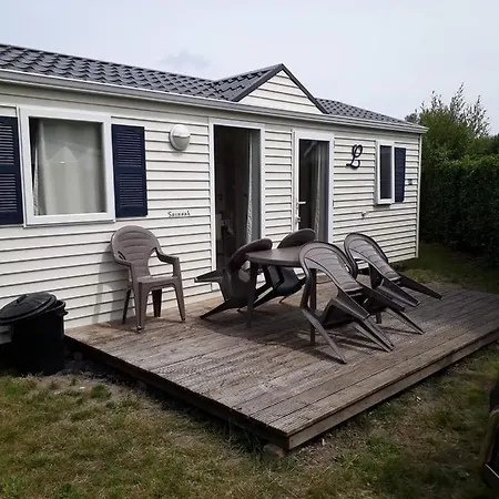 Дом отдыха Stacaravan 4pers In Met Eigen Tuintje 2449