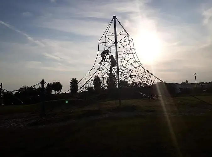 Hébergement de vacances Stacaravan 4pers In Met Eigen Tuintje 2449 Bredene